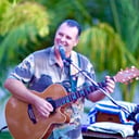 Randall Rospond: Singer Guitarist
