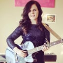 Solo Singer/Guitarist