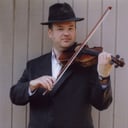 Violinist &amp; Lux Ensemble