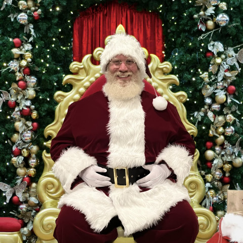 Hire Santa Ron - Santa Claus in Sussex, NJ | GigSalad