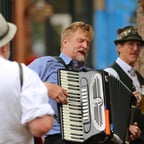 How to Book the Right Oktoberfest Entertainment