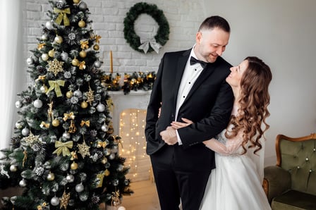 Christmas Wedding Ideas That Sparkle with Holiday Magic