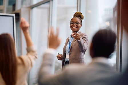 How to Host a Seminar People Will Want to Attend