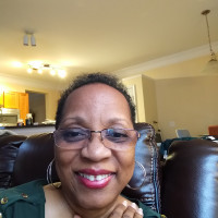 Small thumbnail image for reviewer Aretha T.