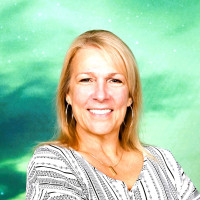 Small thumbnail image for reviewer Leslie L.